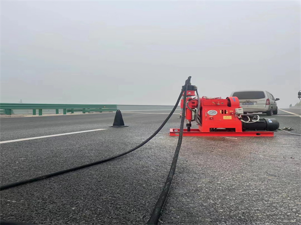 无棣马路路基路面开裂下沉注浆加固灌浆